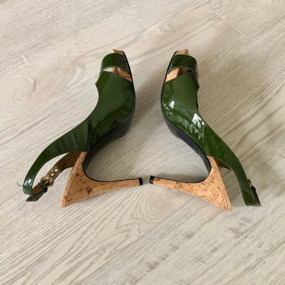 Guess by Marciano Green Leather High Heel Slingback Cork Heels - Picture 3 of 16